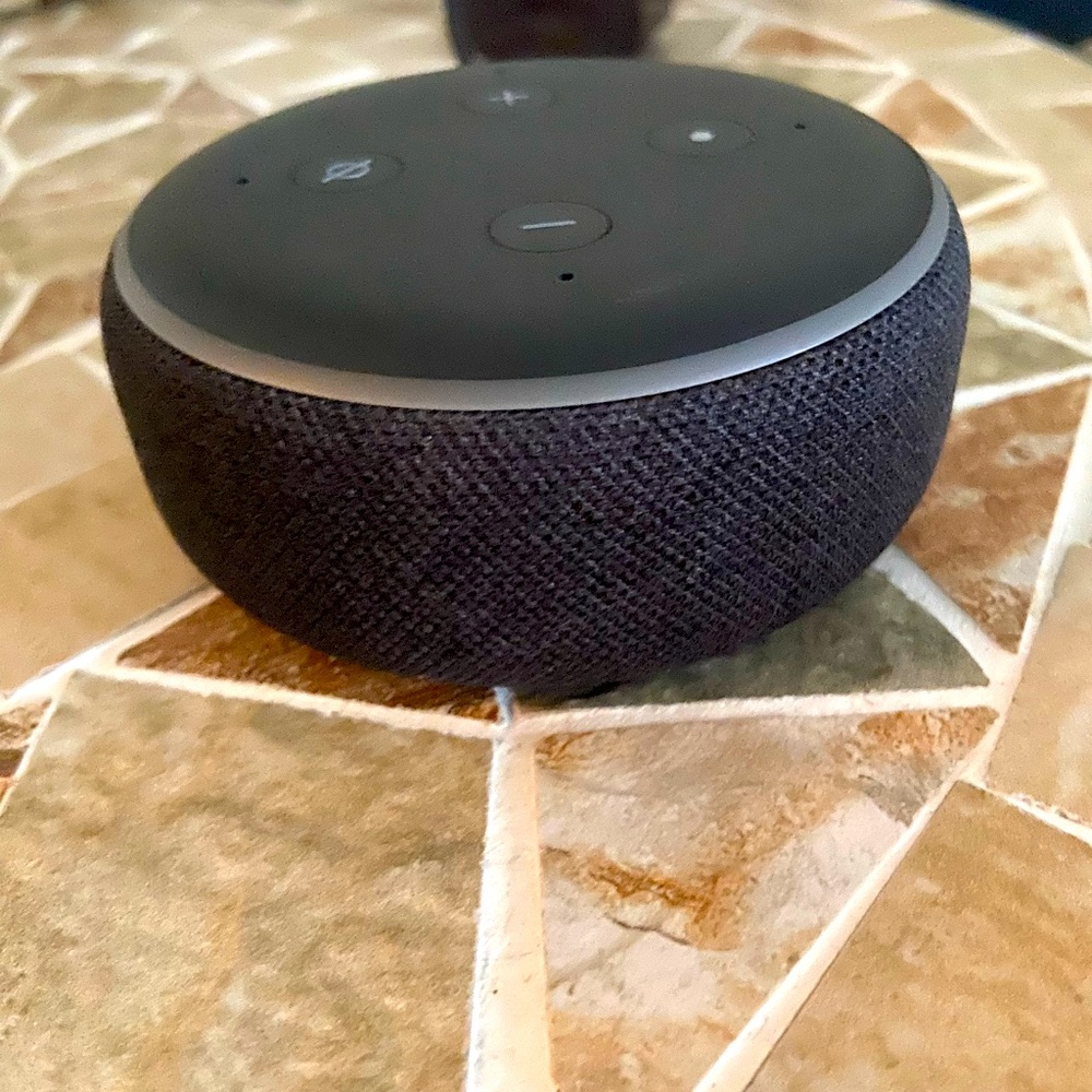 Amazon echo dot
